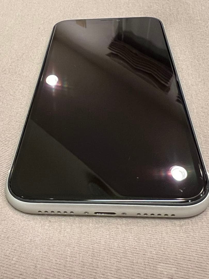 iPhone XR 64GB 本体　箱・付属品（一部）あり