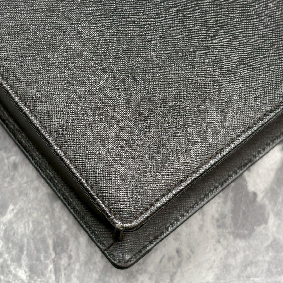 鍵付き美品 バーバリー サフィアーノレザー ブリーフケース ダレスバッグ 黒色