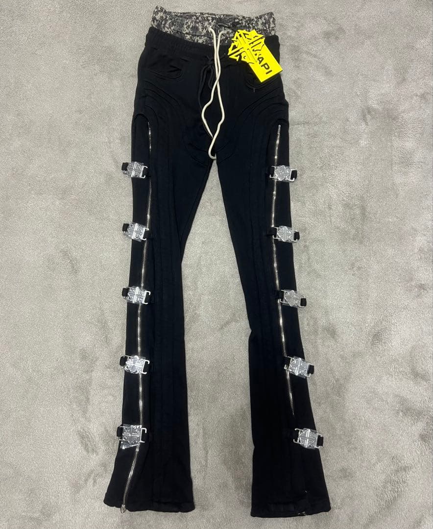 【新品未使用】GUAPI プレミアムスウェットパンツブラック28