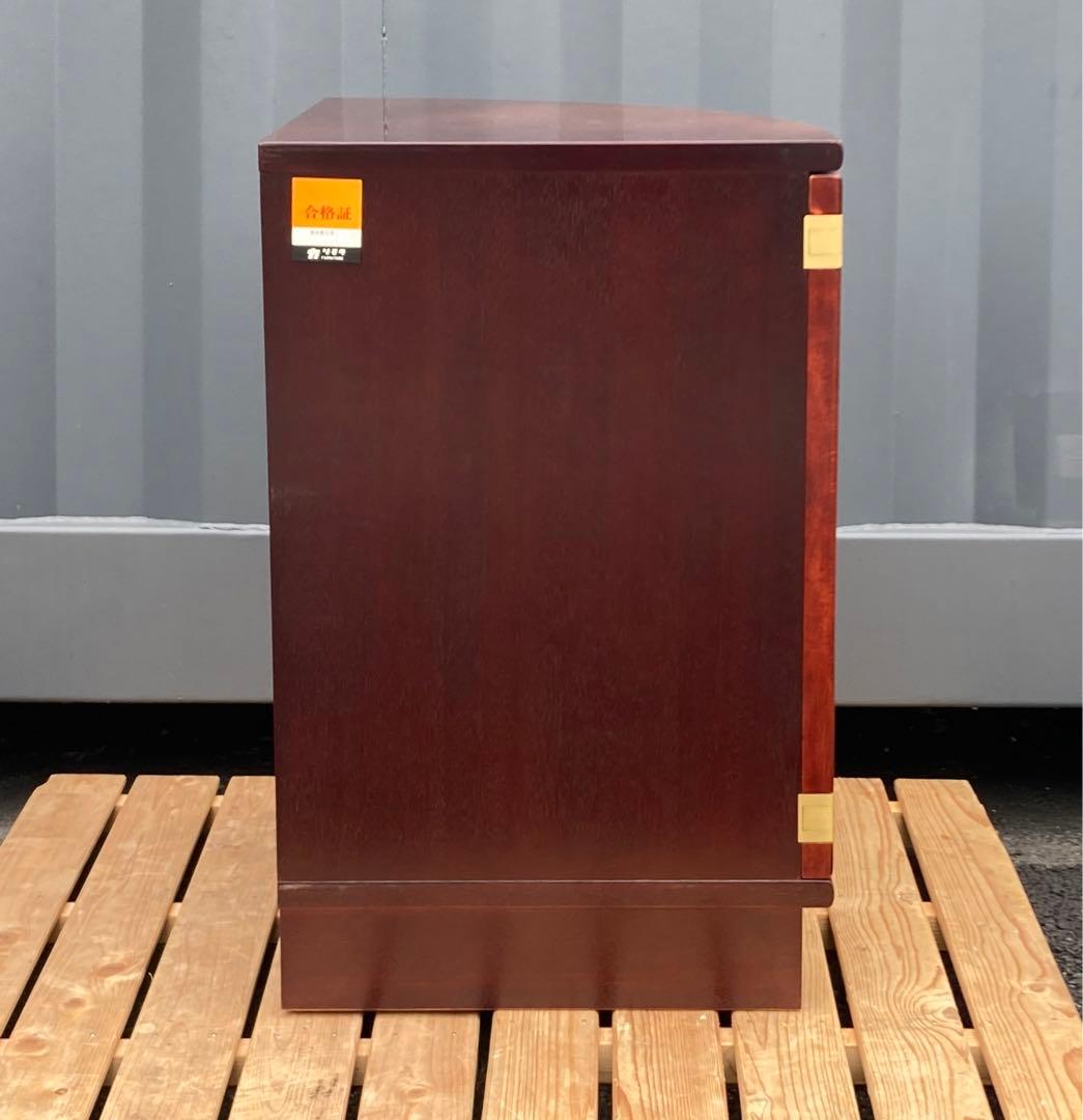 カリモク　コーナーキャビネット