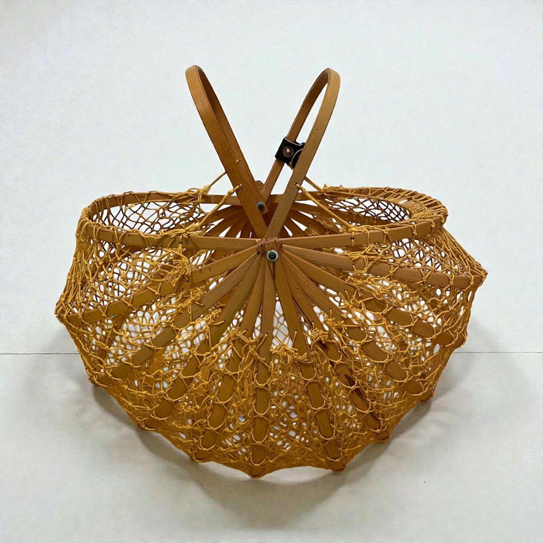 折りたたみかごバッグ　ピーコックバッグ　ヴィンテージ　レトロ　竹　イエロー