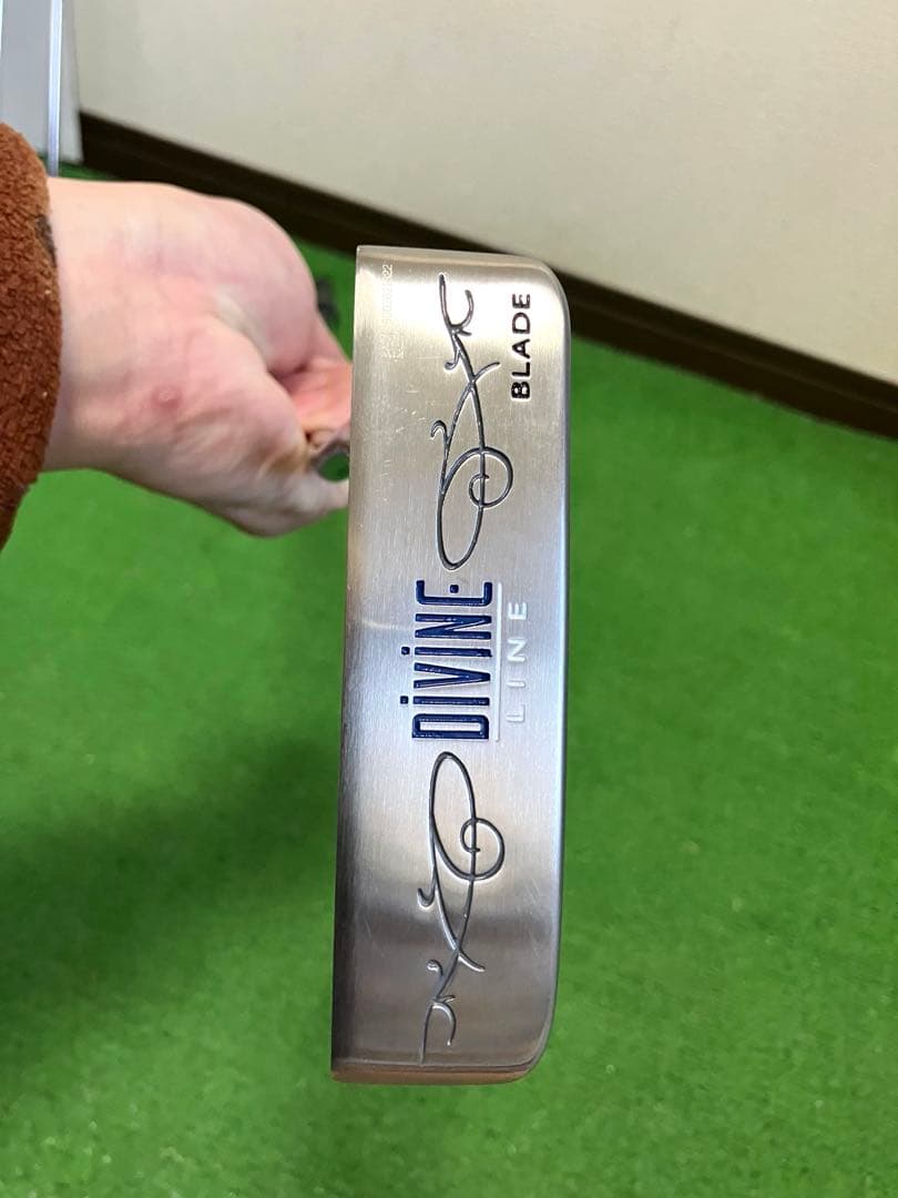 オデッセイ DIVINE レディースパター　極美品^o^