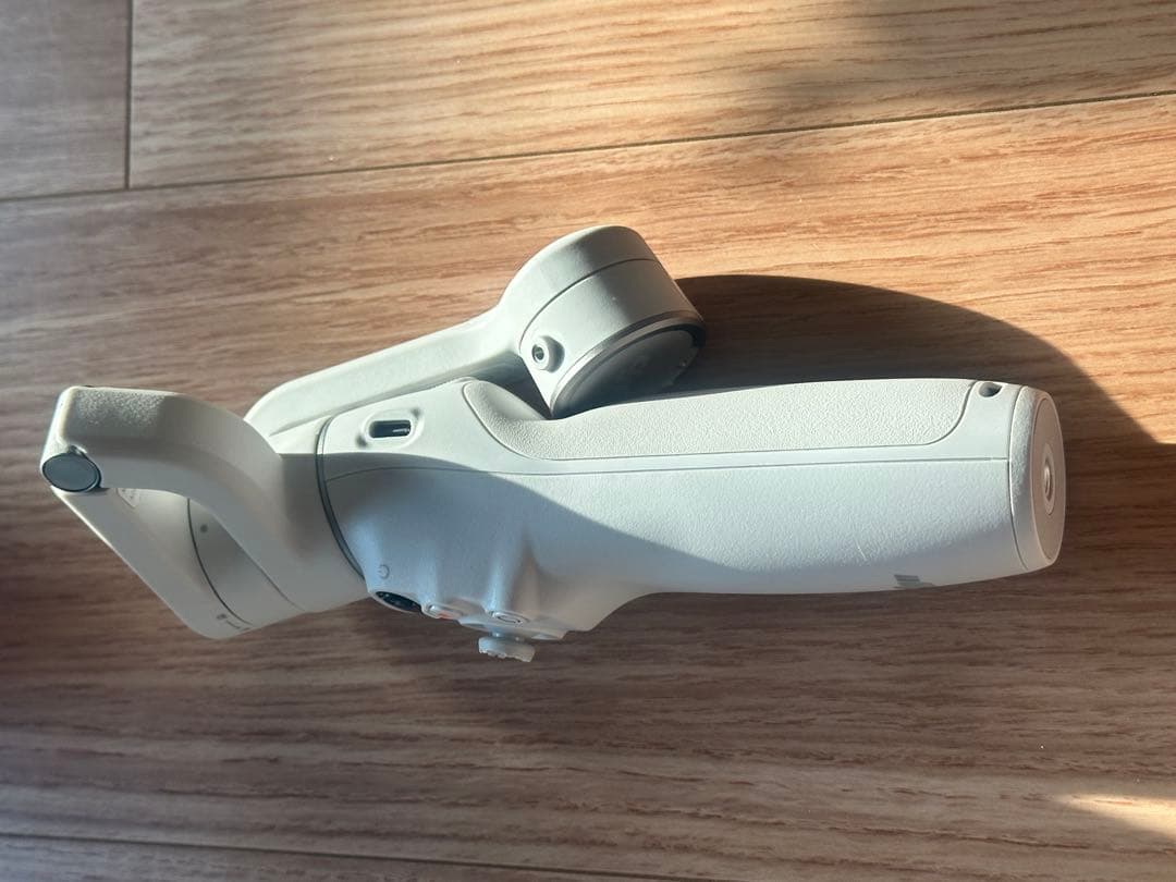 DJI Osmo Mobile 6 スマホジンバル／付属品完備