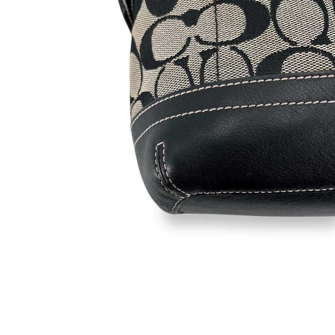 バッグ Y2K COACH Signature Tassel Shoulder Bag