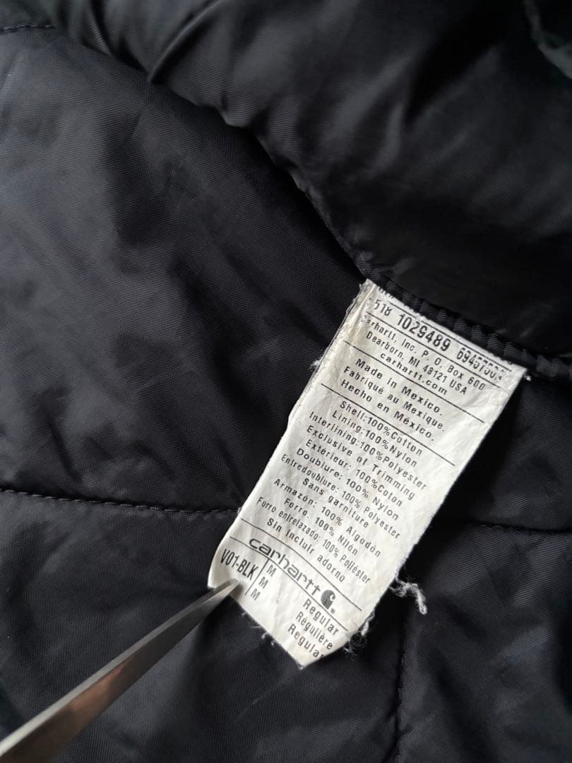 Carhartt カーハート　ダックベスト　ブラック　V01 BLK Mサイズ