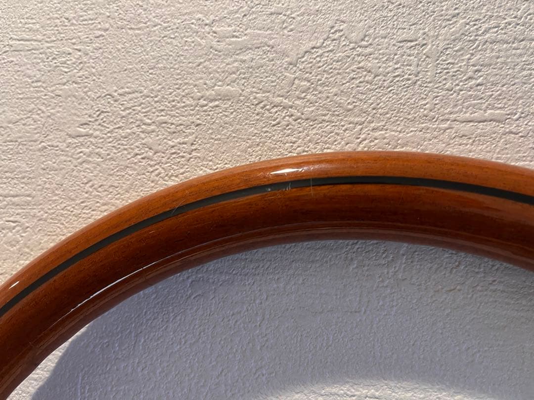 momo ウッドステアリングホイール 36cm