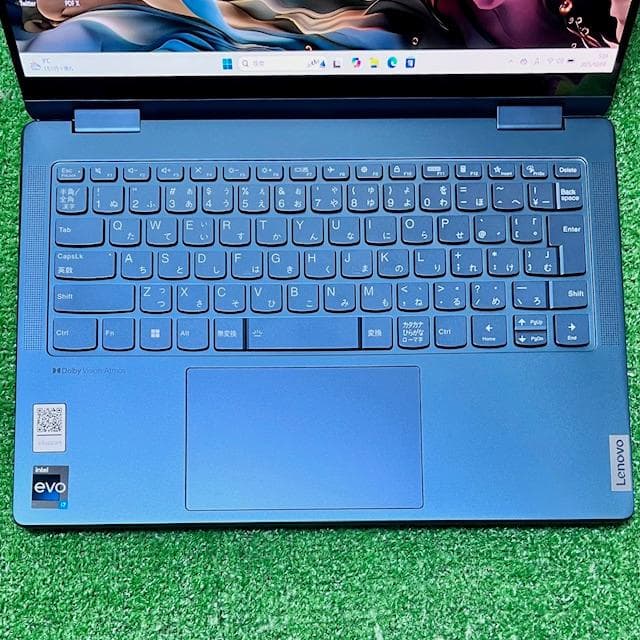 2023《ほぼ未使用》プレミアム2in1コンバーチブル！ Lenovo Yoga