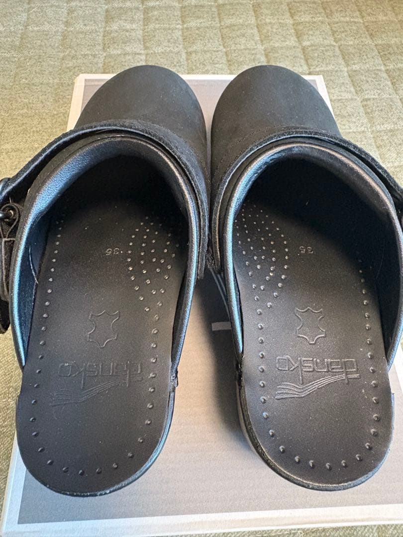 ダンスコ　イングリッド　35 ブラック