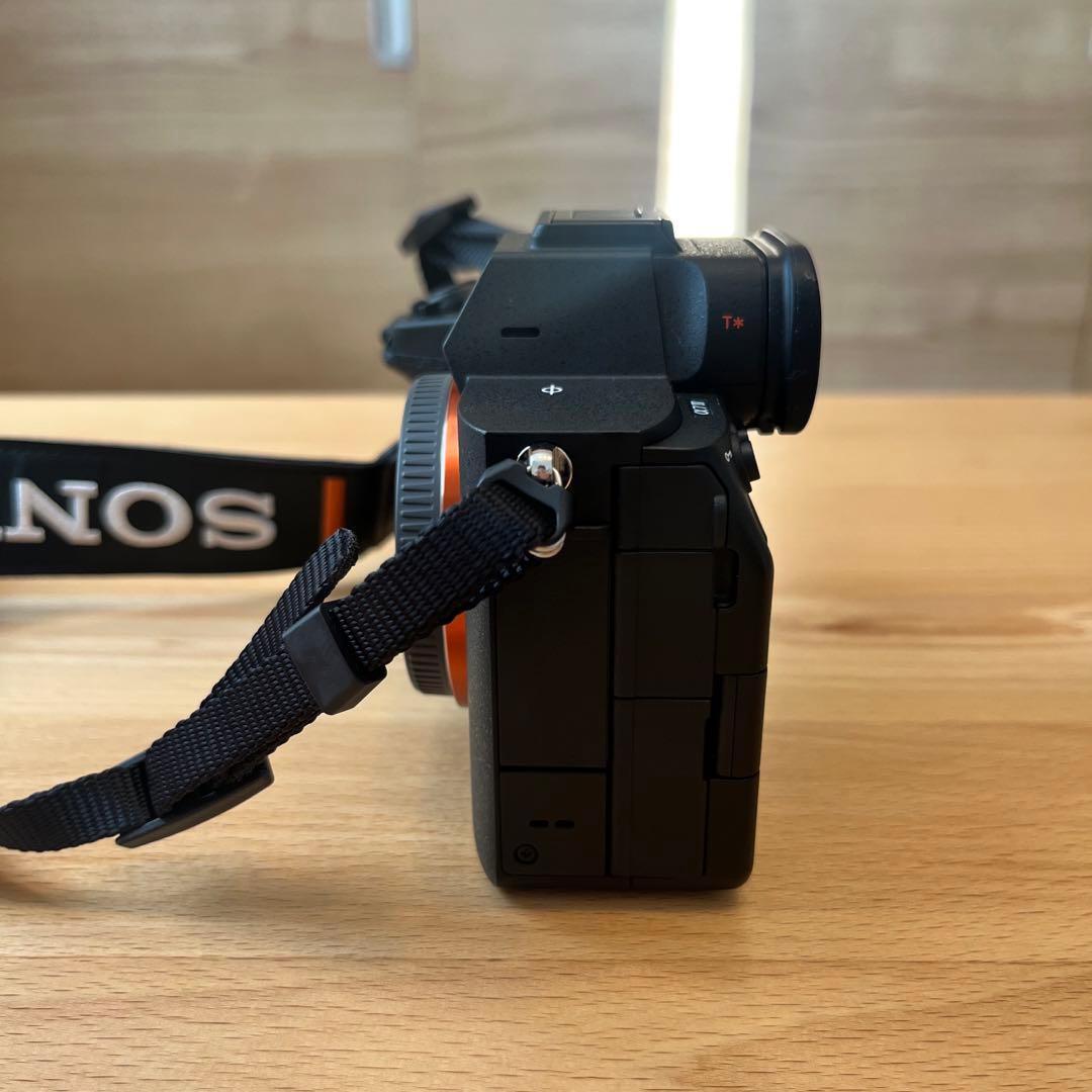 【美品】SONY a7IV 一眼レフカメラ