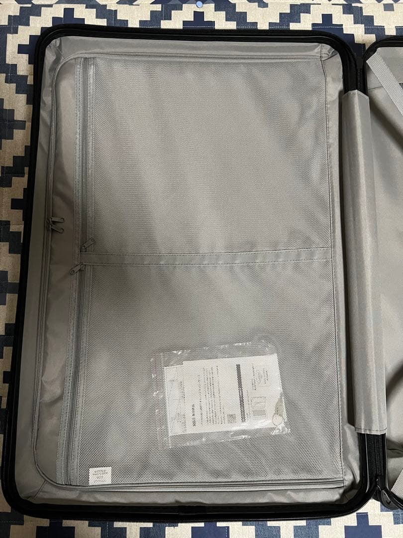 【値下げ】無印良品　バーを自由に調節できるキャリーケース（１０５Ｌ）ダークグレー