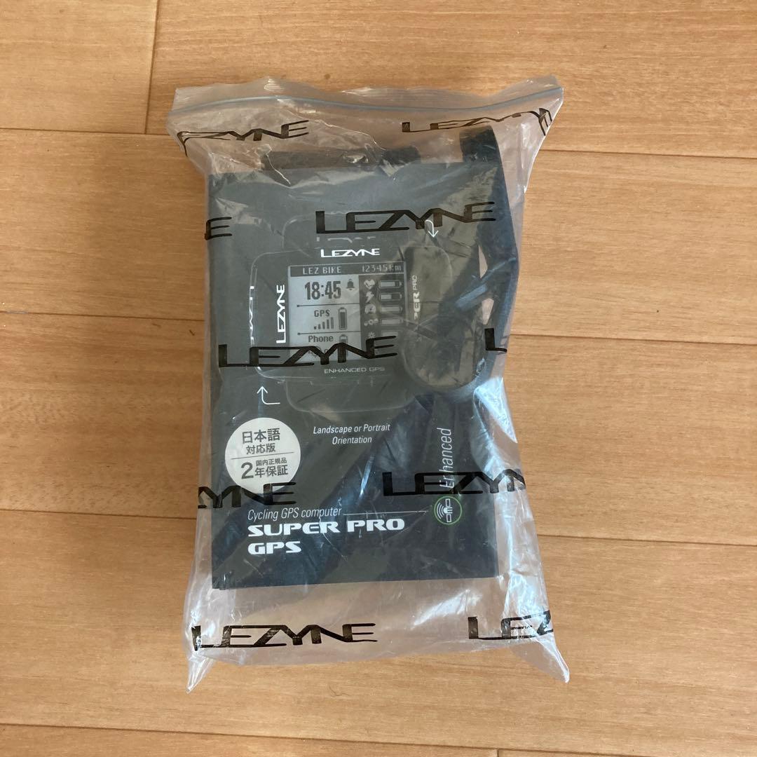 LEZYNE SUPER PRO GPS サイクルコンピューター　マウント付き