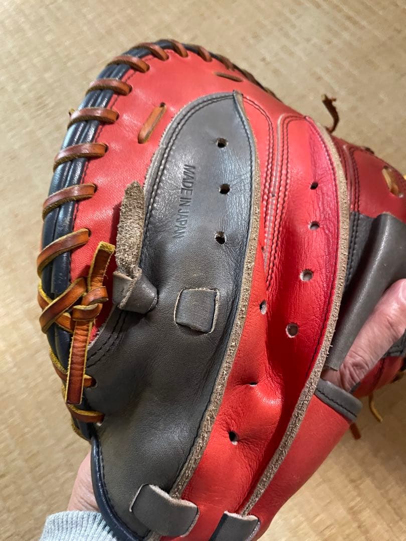 ZETT ネオステイタス軟式キャッチャーミット　森友哉型　値下げ　値下げ