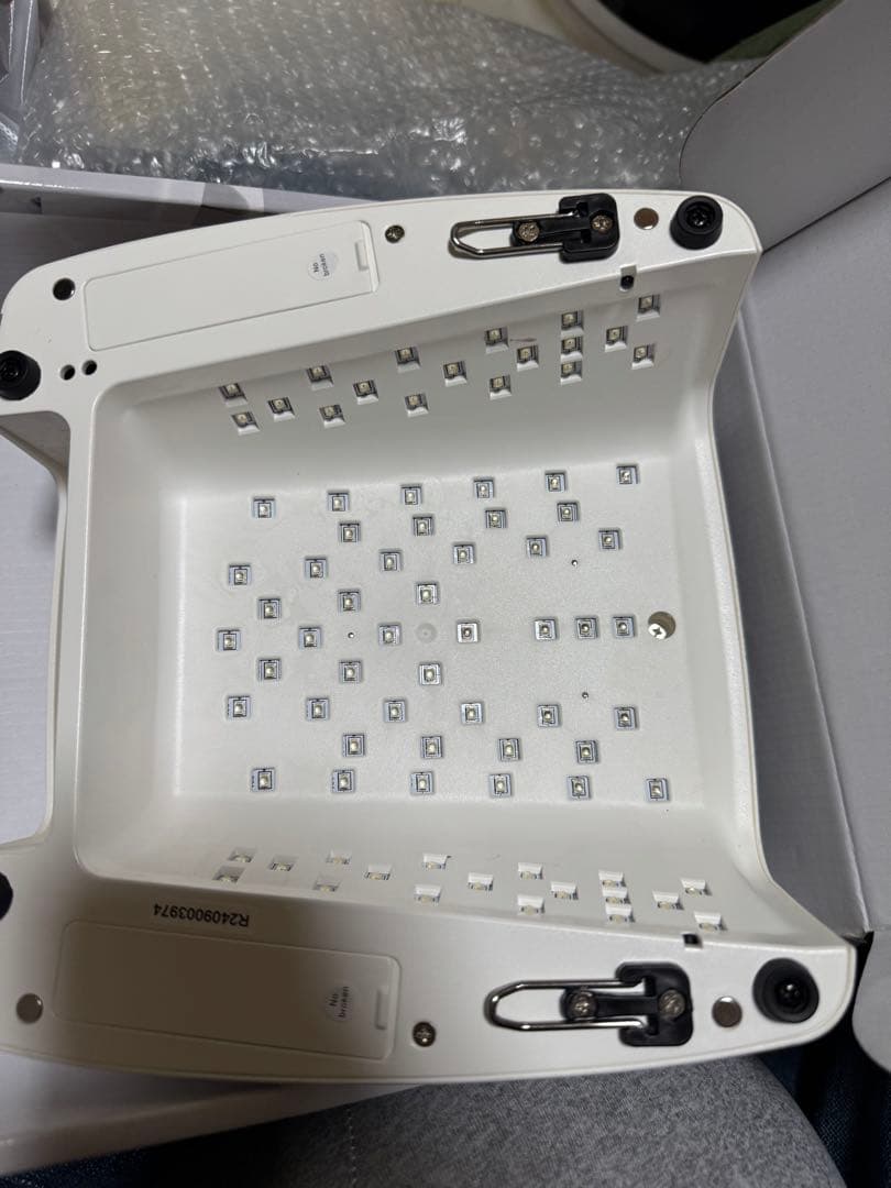 ココイスト LE BLANC(ルブラン) コードレスLED&UVライト36W