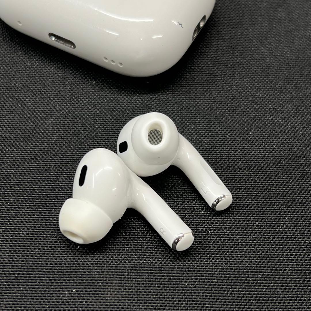 k*n様 he【used】AirPods Pro エアポッツプロ　A2698