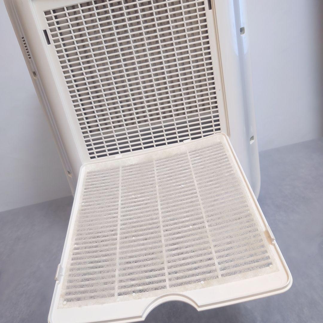 希少 TOSHIBA 除湿機 RAD-DP70X ホワイト