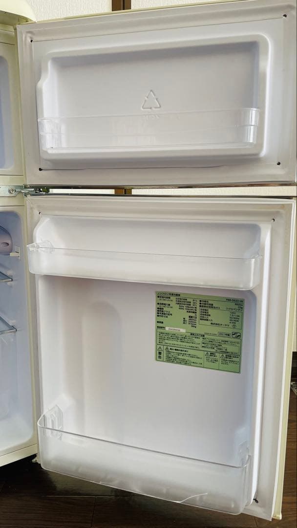 【週末値下げ】アイリスオーヤマ レトロ冷蔵庫 81L