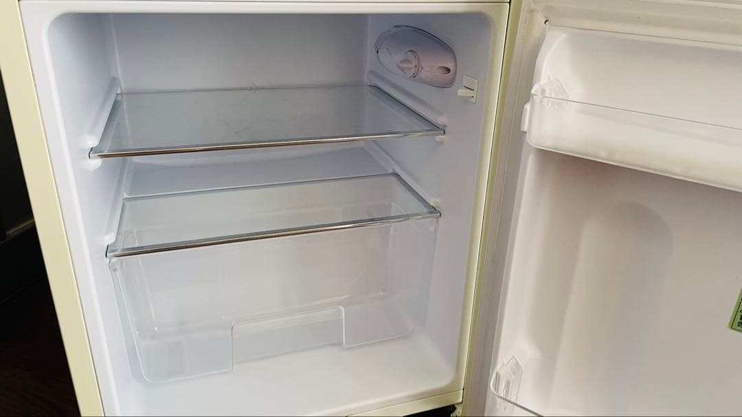 【週末値下げ】アイリスオーヤマ レトロ冷蔵庫 81L