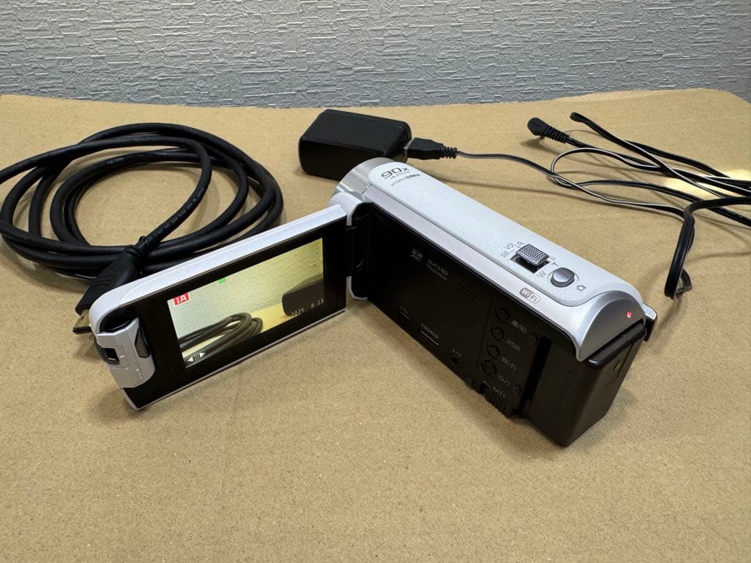 パナソニック Panasonic HD ビデオカメラ HC-W590M-W