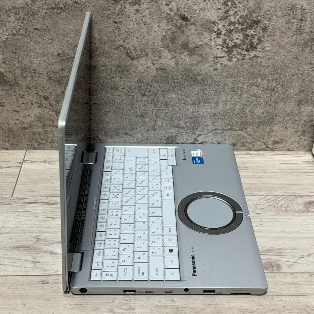 レッツノートCF-FV1/11世代i5/メモリ16GB/SSD/Office