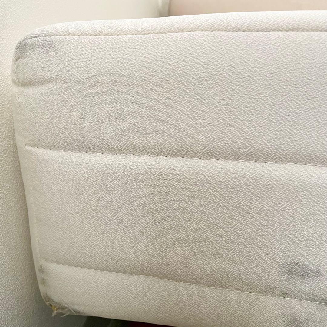 ダブルベッド 脚付き