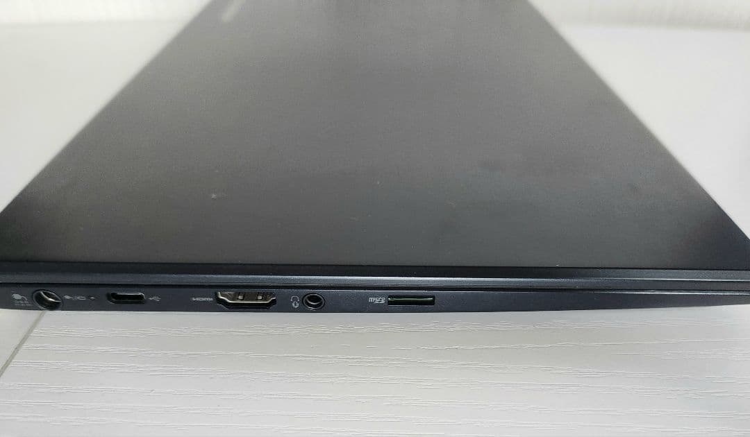 dynabook G83 第10世代Corei5 8GB 256GB IGZO