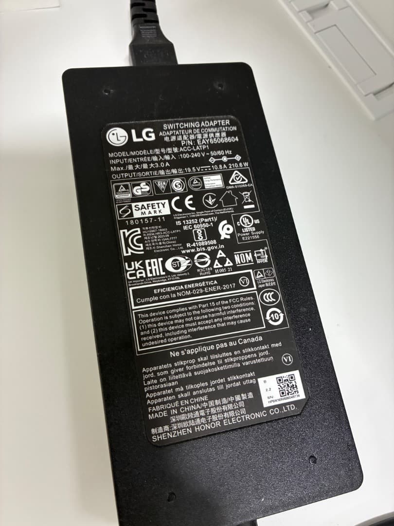 値下げ！【美品格安】LGモニター35インチ 曲面ウルトラワイド6/14まで販売