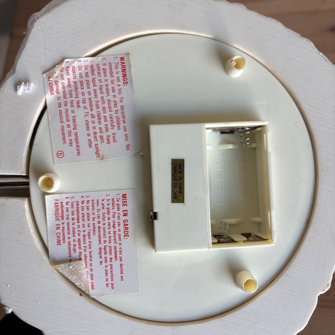 クリスマス スノードーム オルゴール付き　KIRKLAND