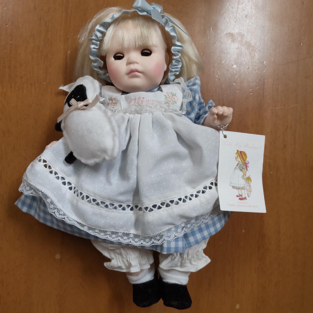 人形　コレクションドール　水色系