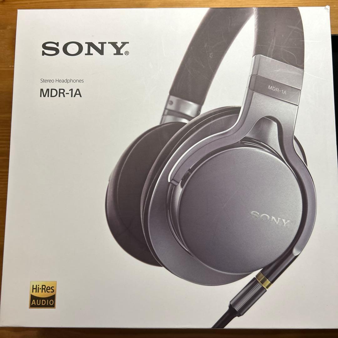 【美品】SONY MDR-1A ステレオヘッドホン シルバー　ハイレゾ対応