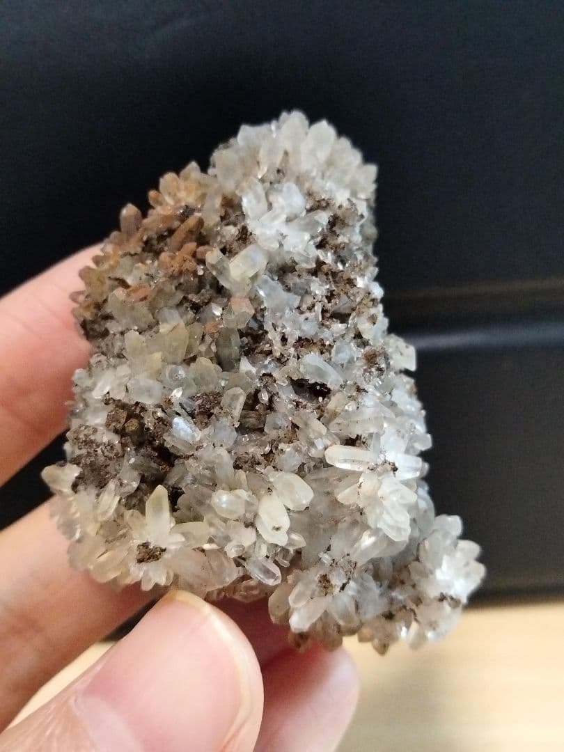 埼玉県秩父市中津川 秩父鉱山 橋掛沢　水晶クラスター　番号2