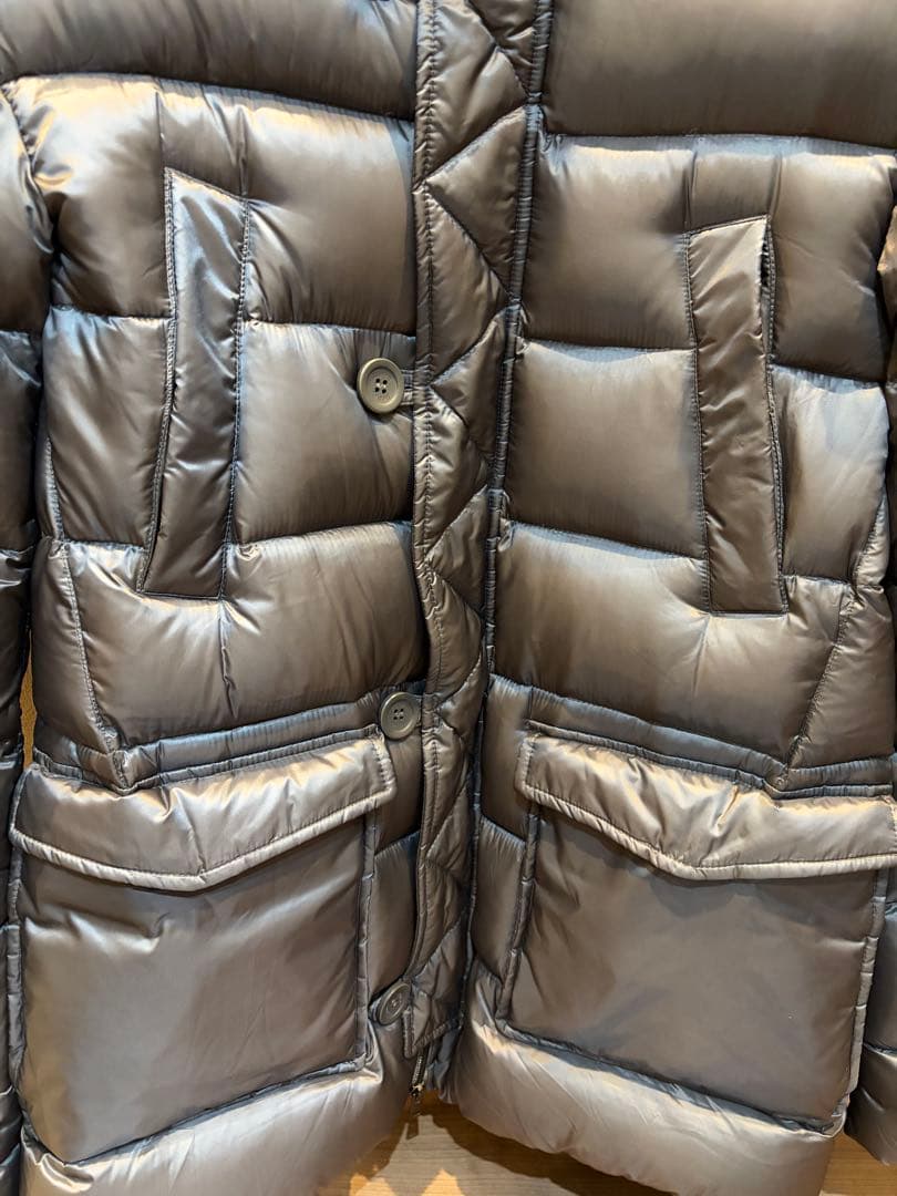 美品　ヘルノ HERNO ダウンコート n-3b 型　48