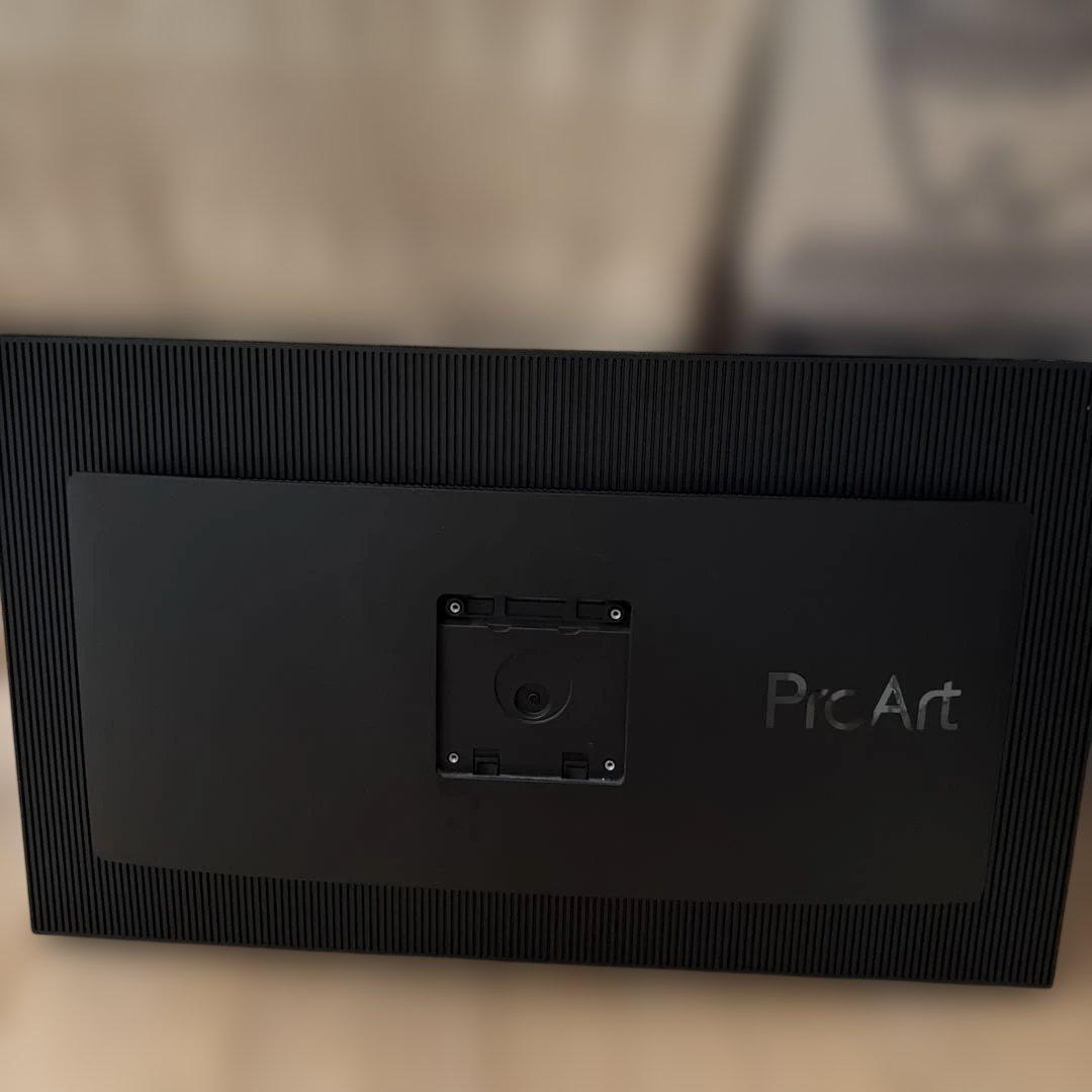 ASUS ProArt Display PA32UCV 本体