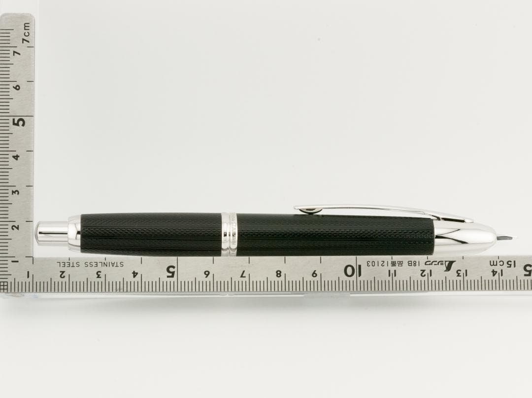 【希少　美品】PILOT（パイロット）　キャップレス　限定品　ネットブラック