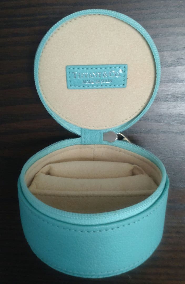 TIFFANY アクセサリーケース