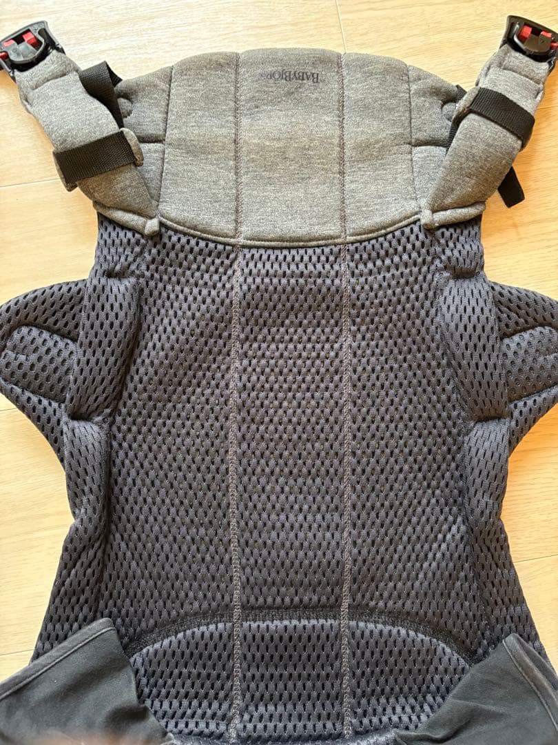 ベビービョルン　ハーモニー　アンスラサイト　USED