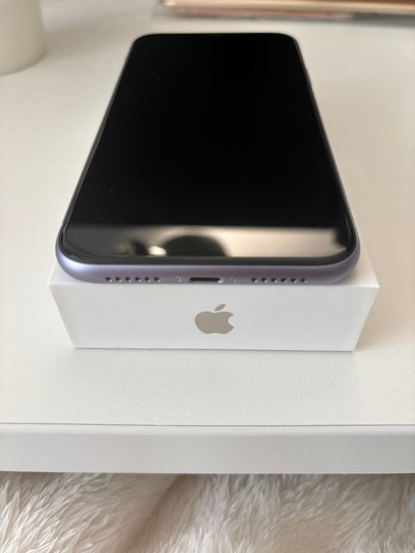 【美品・本体のみ】Apple iPhone 11 64GB　パープル