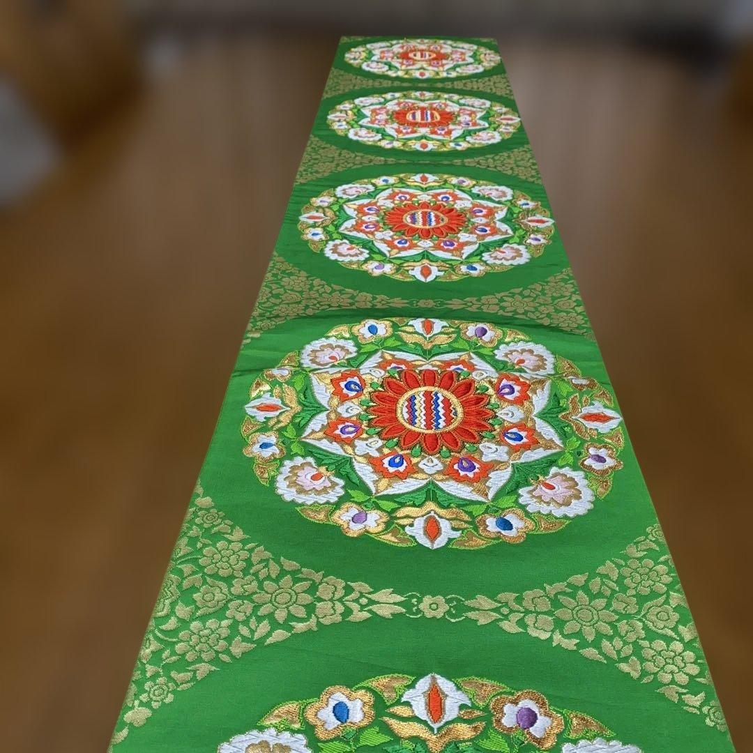 table runner 「唐織大華紋」帯リメイク　正絹　長尺