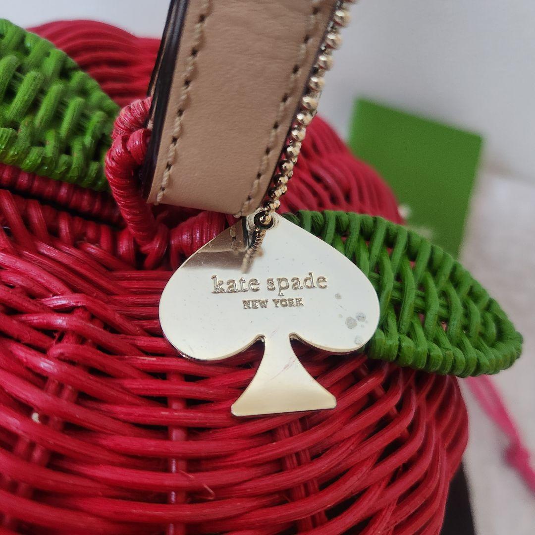 ケイトスペードニューヨーク　りんご　リンゴ　かごバッグ　立体　カゴ