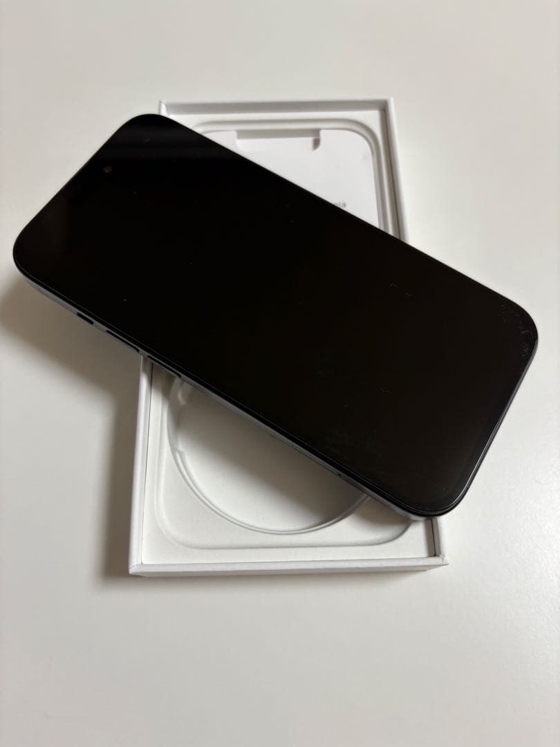 iPhone15 128GB SIMフリー バッテリー100% 修理歴あり