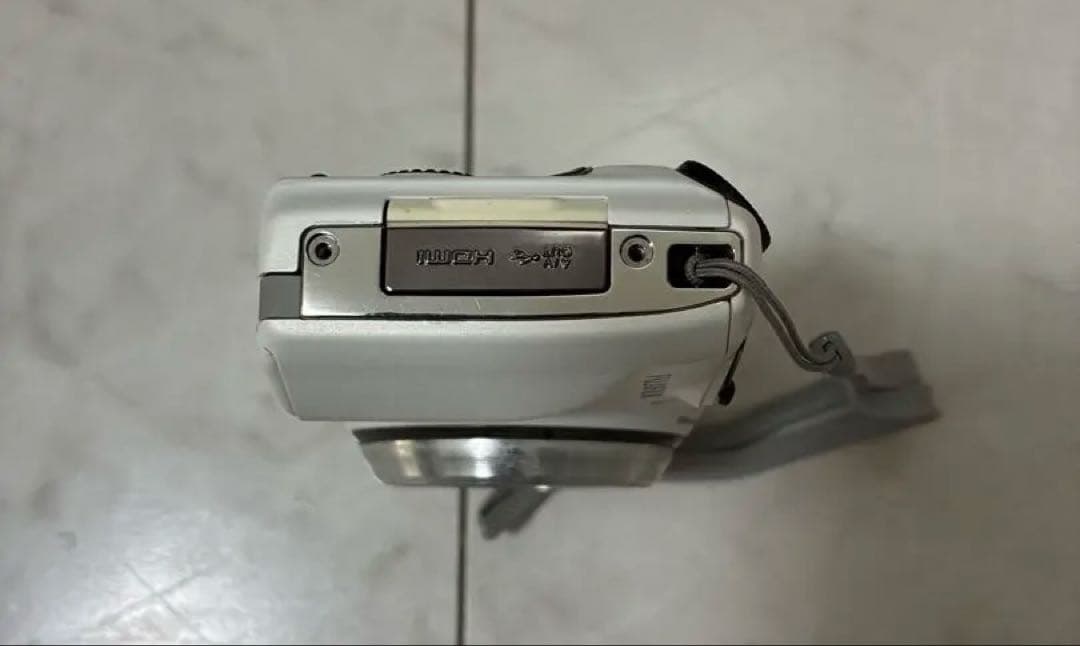 FUJIFILM デジタルカメラ FINEPIX F800EXR ホワイト