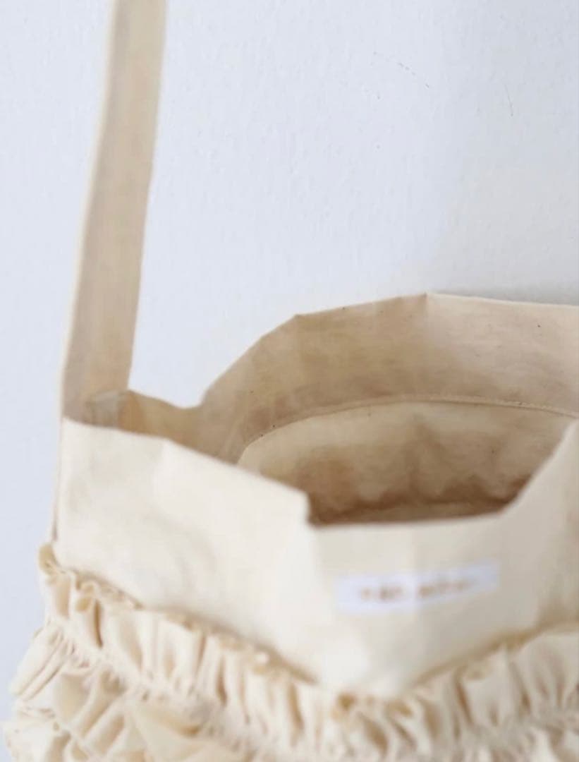 R&D.M.Co- オールドマンズ/コットンフリルショルダーバッグ 白