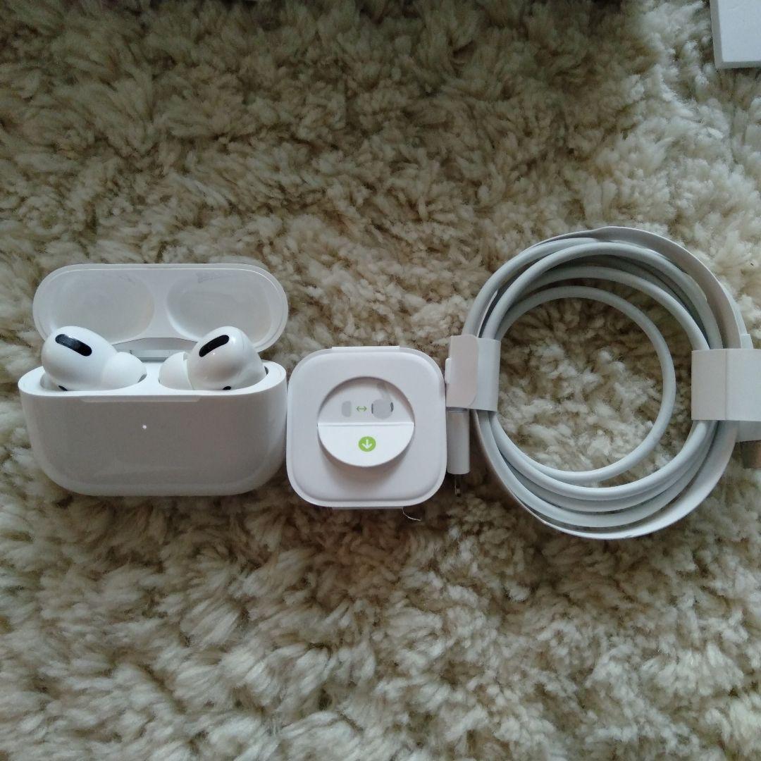 Airpods pro 第1世代（充電ケースカバー付き）