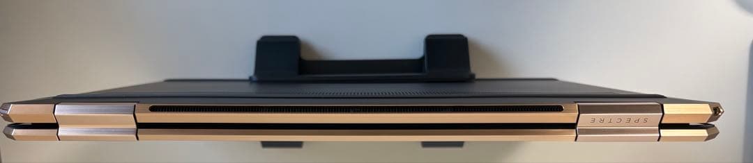 HP Spectre x360 2-in-1 コンバーチブル（360°回転）