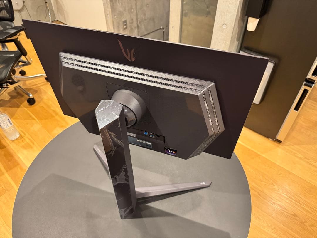 LG UltraGear 27GR95QE-B 240Hz 有機ELモニター