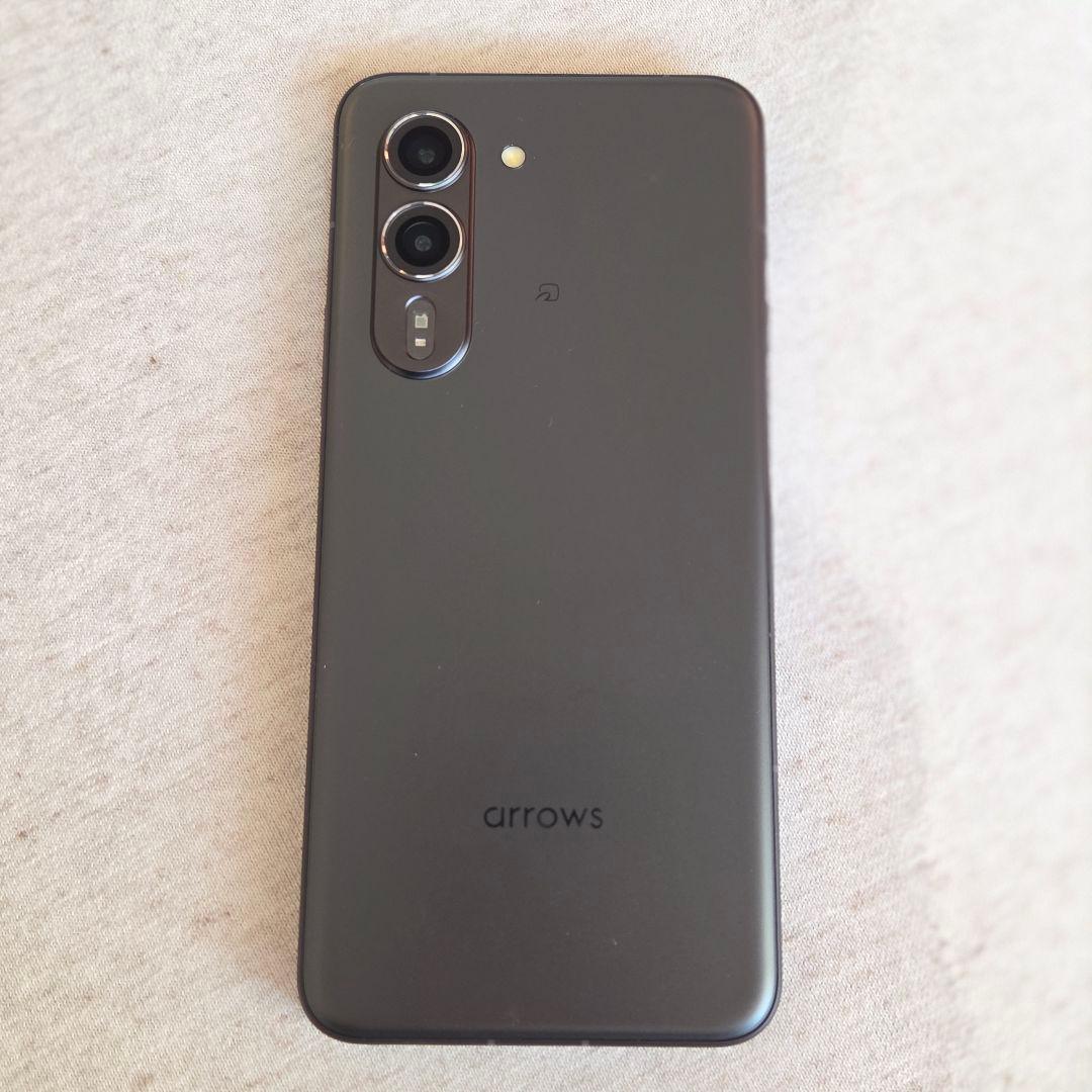 arrows Alpha ブラック 本体 充電器付き