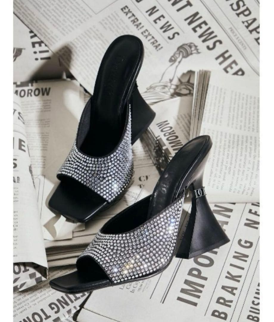 Darich ダーリッチ　クリスタルビジューサンダル　XL ヒール　黒