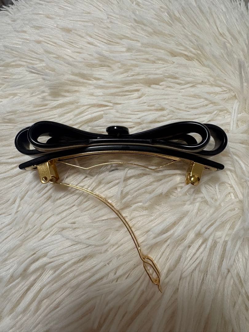 【新品】 LISERAI リボンヘアアクセサリー 8cm ベージュ×ブラック