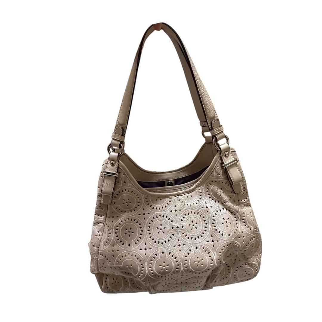 COACH コーチ レザー パンチング ホーボーバッグ ピンクベージュ 美品