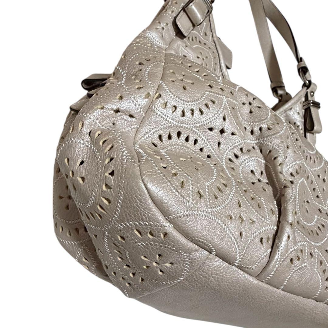 COACH コーチ レザー パンチング ホーボーバッグ ピンクベージュ 美品