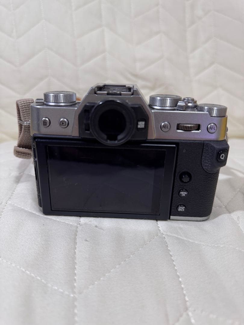 Fujifilm X-T30 本体とレンズ18-55mm